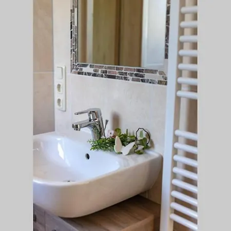 Ferienwohnung-bine Am Nuerburgring In Der Eifel Apartamento