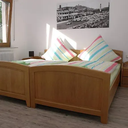 Ferienwohnung-bine Am Nürburgring In Der Eifel * Quiddelbach